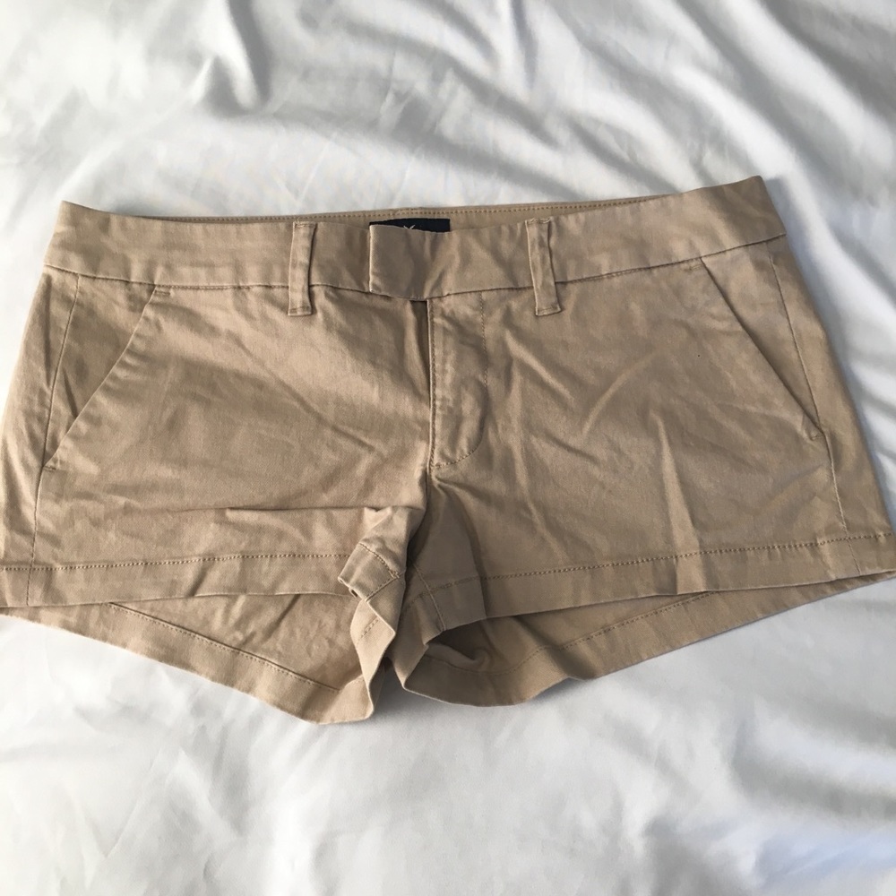 Never worn American Eagle tan shorts. Size 8